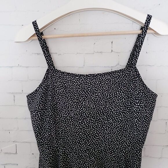 GAP Black White Polka Dot Dress Size S Seersucker Stretch Back Square Neck - Picture 3 of 8